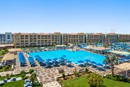 Pickalbatros White Beach Resort